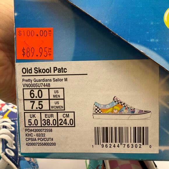 VANS X SAILOR MOON OLD SKOOL MEN'S 6 WOMEN'S 7.5 LIGHTLY USED - Picture 7 of 7